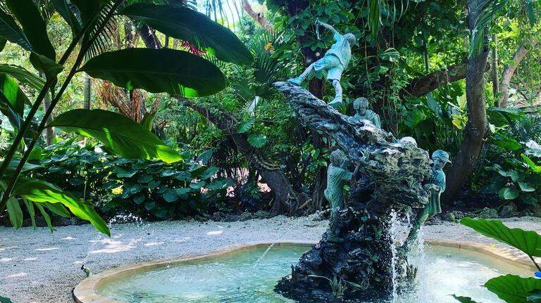 Un sitio escondido de Miami que sube la energía y mejora la suerte. No se te ocurra llamarlo ‘mall’