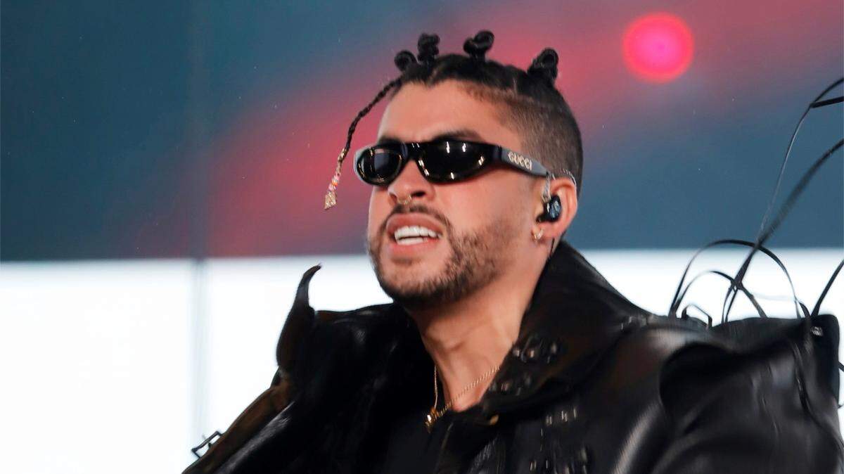 Bad Bunny fue el artista más escuchado en Spotify en 2020 y en 2021 a nivel global. En su lanzamiento, ‘Un Verano Sin Ti’ se alzó como el disco más escuchado en lo que va de año.