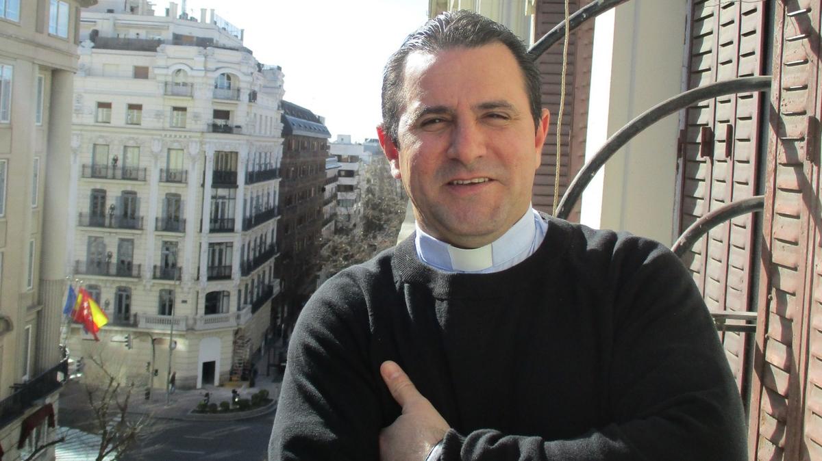 Padre Bladimir Navarro Lorenzo en Madrid.