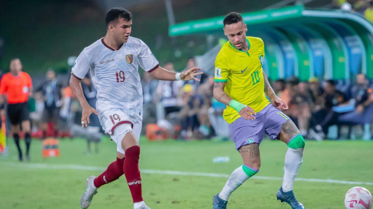 Con el ánimo en lo más alto luego de sacar un inédito empate a domicilio ante el poderoso Brasil, Venezuela se mide el martes ante un Chile en ascenso y buscará su segunda victoria en la cuarta fecha de la eliminatoria sudamericana del Mundial 2026.