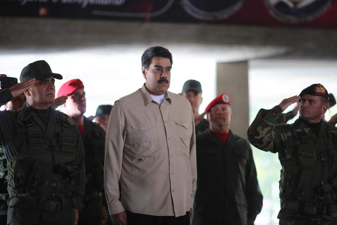 Venezuelan ruler Nicolás Maduro meets with the military in Caracas, September 20, 2019.