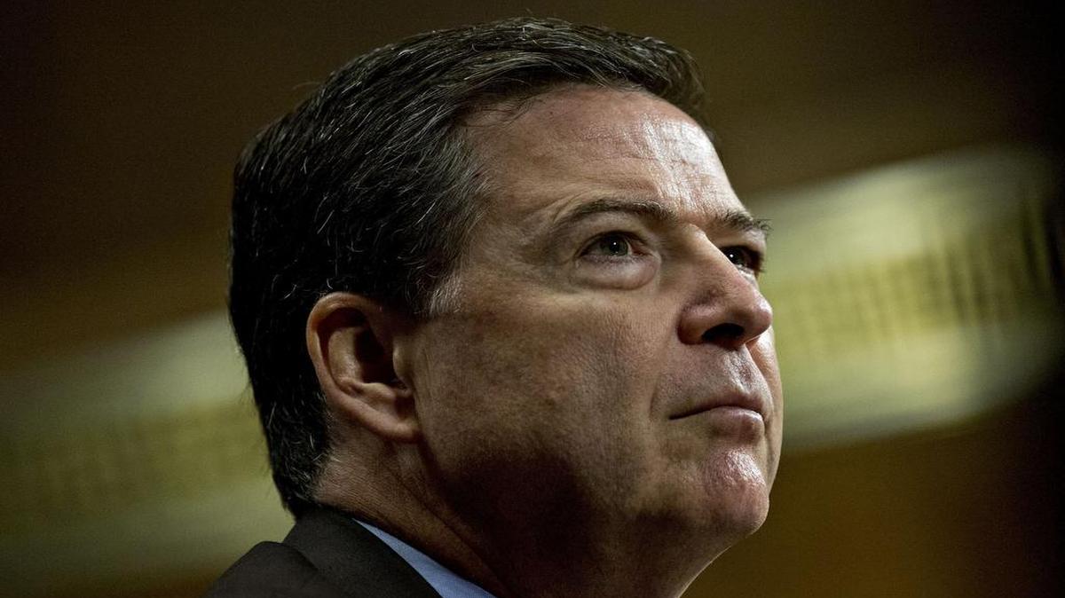 James Comey, exdirector del FBI, escucha durante un Comité del Senado, en Washington, el 3 de mayo del 2017.