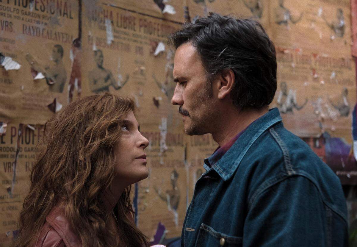 En Netflix la serie colombiana ‘Delirio’ (2025) basada en la novela del mismo título de la escritora Laura Restrepo.