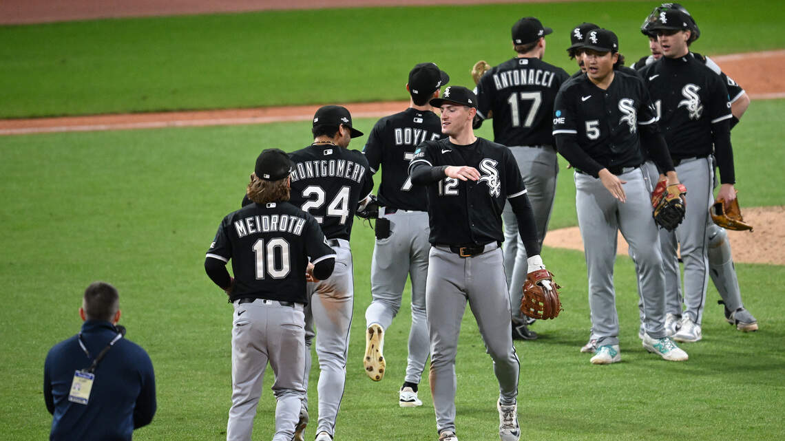 Cubano Vargas prende la chispa y los Medias Blancas se colocan a un triunfo de la Serie de Campeonato