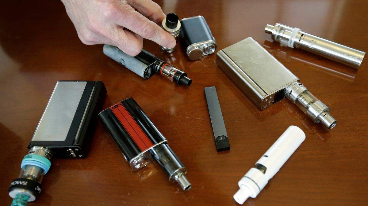 Unos dos tercios de los adolescentes de Estados Unidos no saben que Juul contiene nicotina, según un estudio reciente de la Truth Initiative, una agrupación que se opone al cigarrillo.