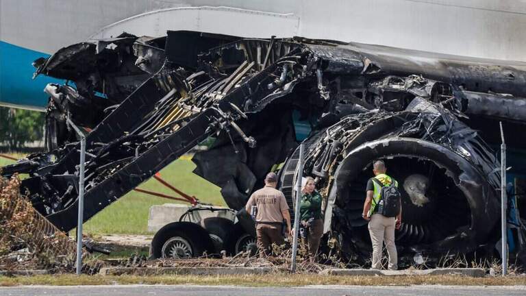 Datos de vuelo revelan que pilotos de Amazon intentaron abortar aterrizaje antes del accidente en Miami