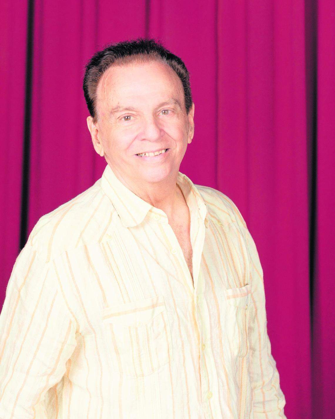 El legado del desaparecido actor y escritor Pedro Román en el Miami Hispanic Cultural Arts Center.