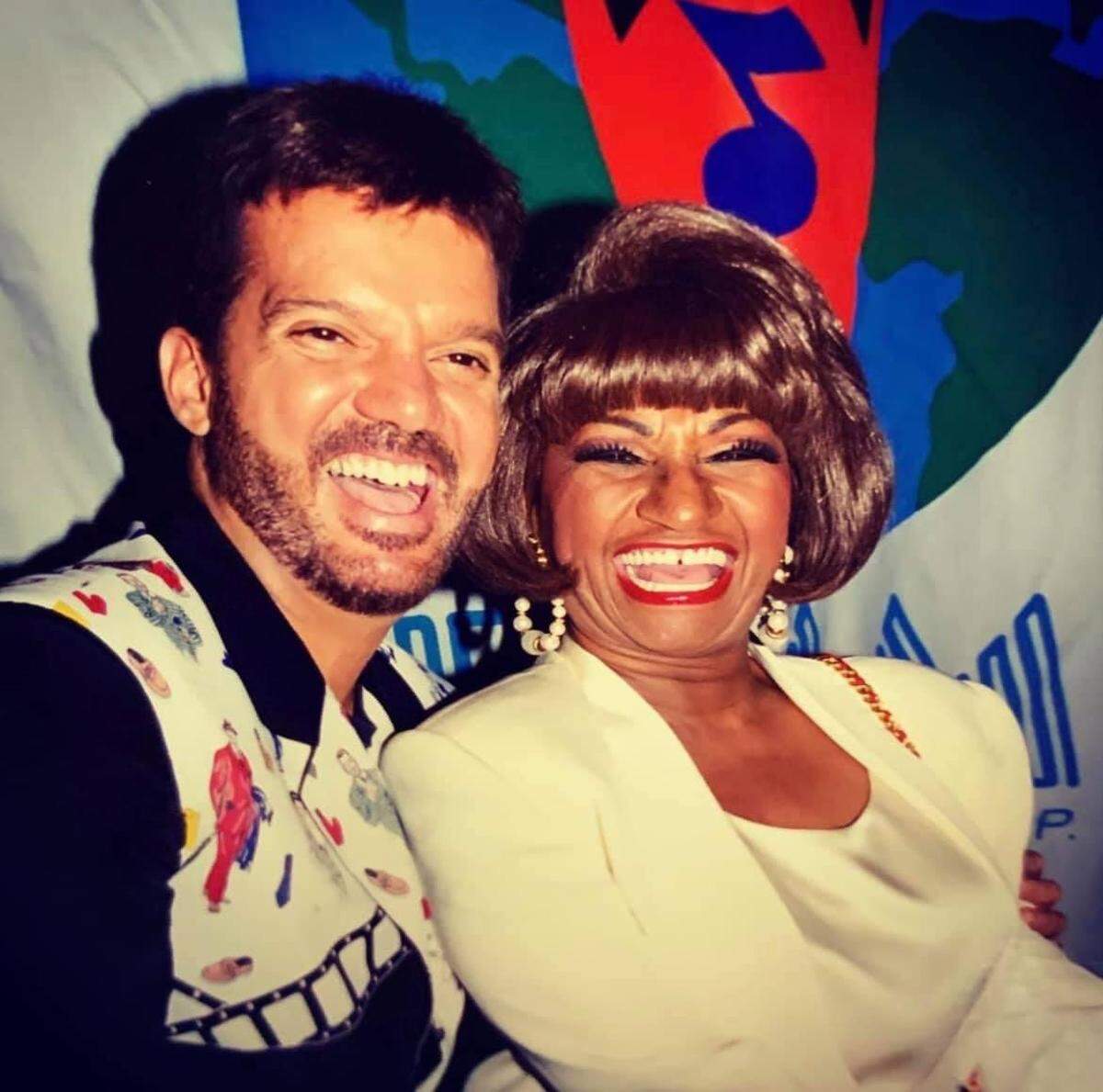 Willy Chirino con Celia Cruz. “Su música identifica al exilio cubano y ha mantenido viva la idea de regresar a una Cuba en libertad”, dijo Jorge Soliño, director del documental ‘Chirino’.