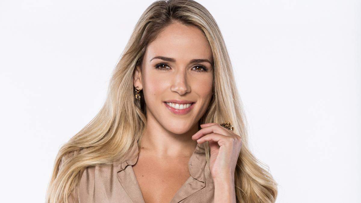 Sylvia Sáenz.