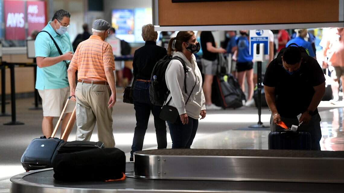 Pronostican que viajes por Thanksgiving superarán niveles previos al COVID-19 en Florida