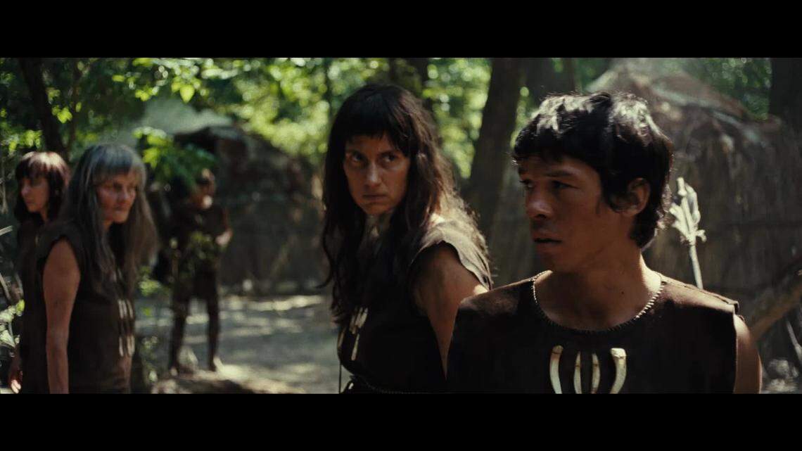 Coral Gables Art Cinema estrena el viernes ‘The Stranger’ (2025), basada en la novela del mismo nombre del premio Nobel de Literatura Albert Camus.