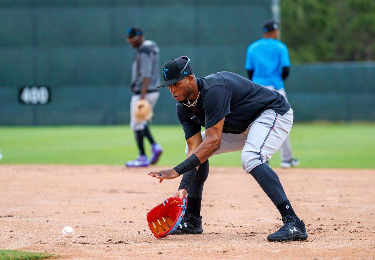 El infielder de los Marlins Lewin Diaz durante el entrenamiento de primavera, el 15 de marzo de 2022 en el Roger Dean Stadium en Jupiter, Florida.