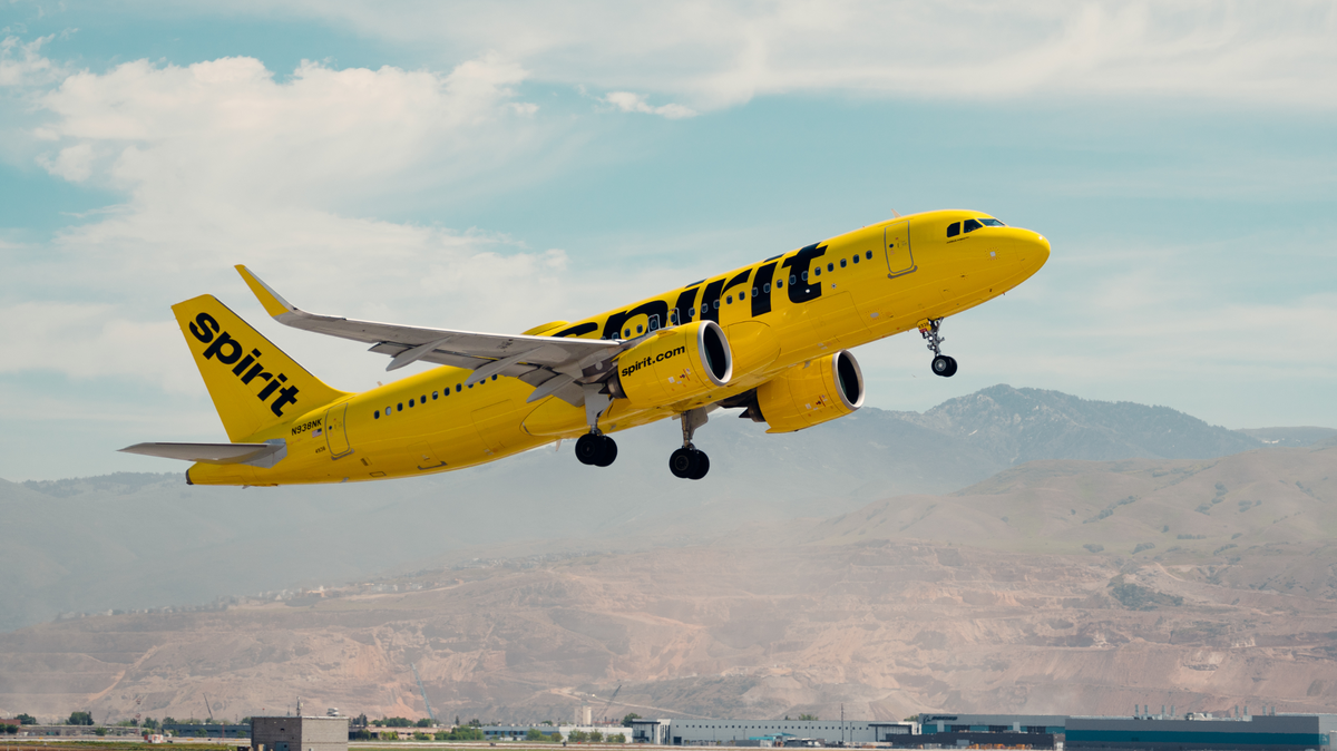 Spirit Airlines fue seleccionada como la mejor aerolínea de entre nueve líneas áreas de Estados Unidos por WalletHub.