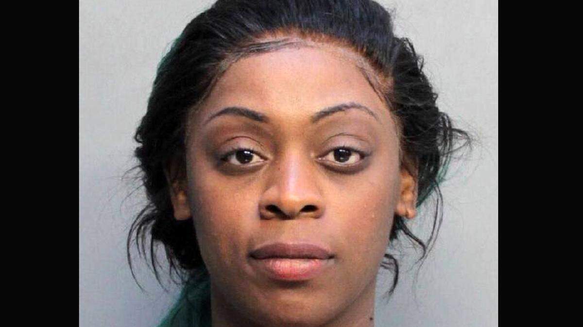 Latravia Chantae Reed.