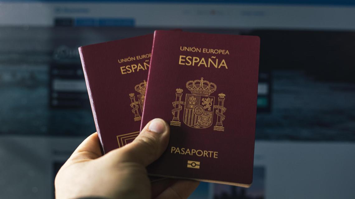 Entre apagones y crisis, llegan buenas noticias para cubanos que buscan nacionalidad española