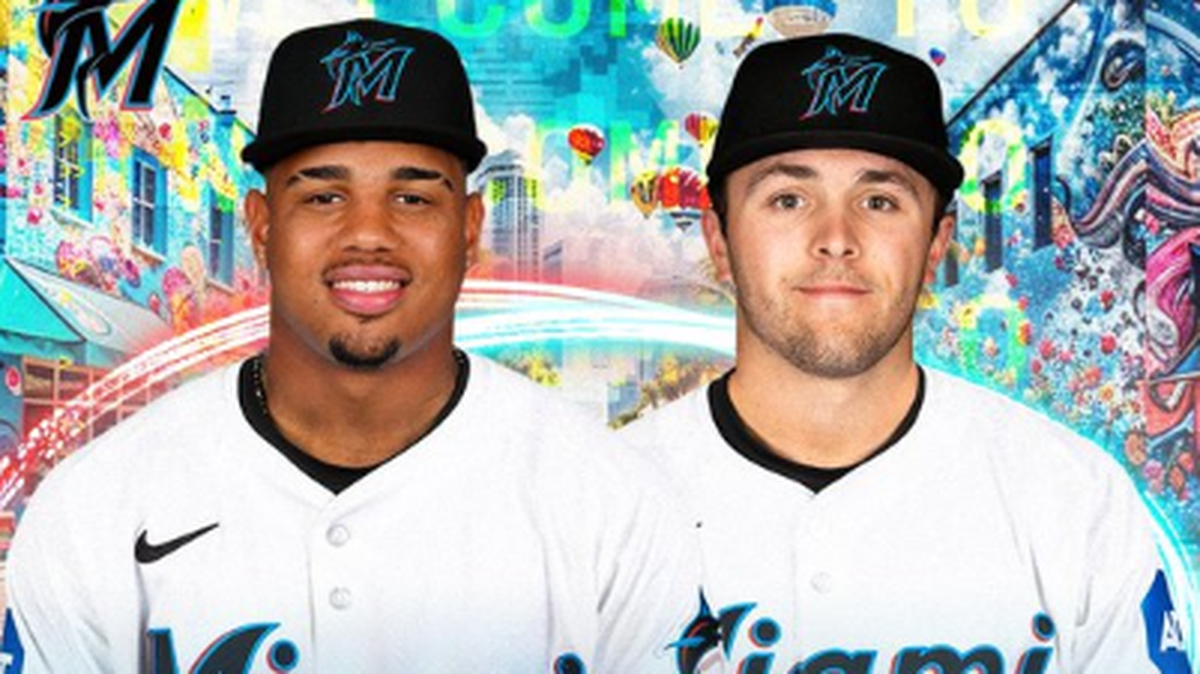 El infielder Deyvison de los Santos (izq.) y el jardinero Andrew Pintar son los dos prospectos que llegan a los Marlins,  que enviaron el jueves al relevista AJ Puk a los Diamondbacks de Arizona.  