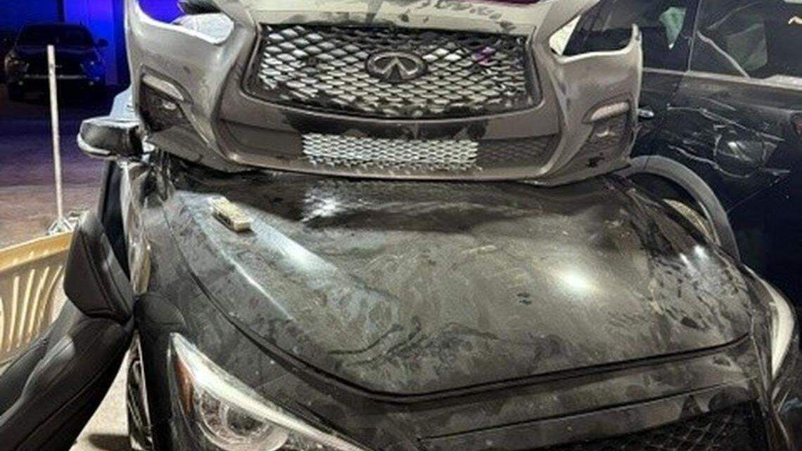 Rastreador GPS lleva a la policía de Medley a un almacén de desguace con Infiniti robados