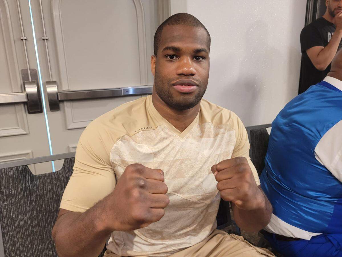 Daniel Dubois es visto como una de las nuevas joyas de la corona pesada. Sin embargo, el inglés aún no tiene cetro para mostrar y por eso aceptó cruzar el Atlántico y venir a Miami para retar a Trevor Bryan por una faja “regular’‘ de la Asociación Mundial del Boxeo.