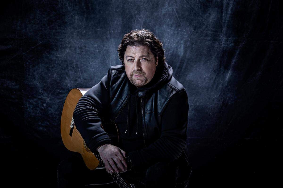 José Luis de la Paz es considerado en la actualidad como uno de los grandes compositores para baile flamenco. 