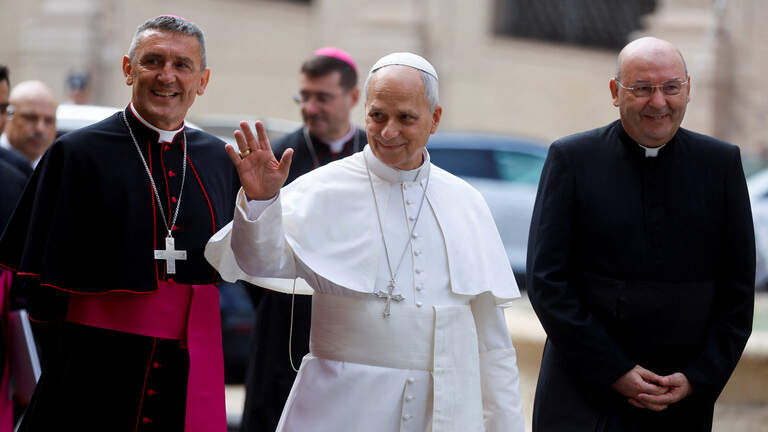 León XIV anula los recortes salariales de cardenales y altos cargos del Vaticano