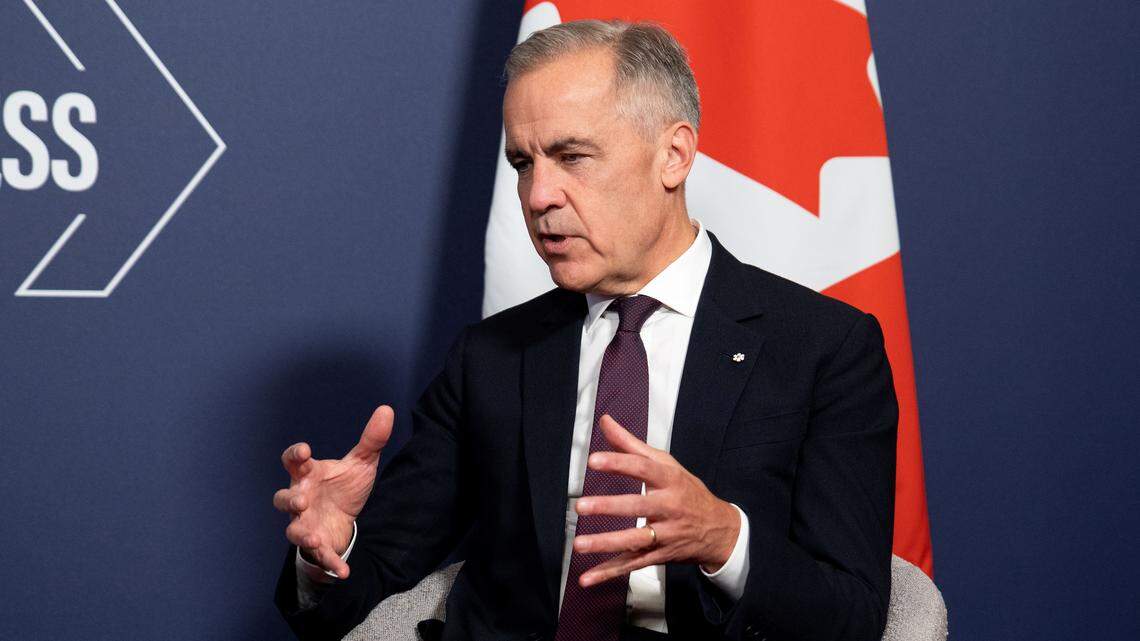 El primer ministro de Canadá, Mark Carney, responde preguntas durante su visita al Reino Unido, el 25 de septiembre de 2025, en Londres.