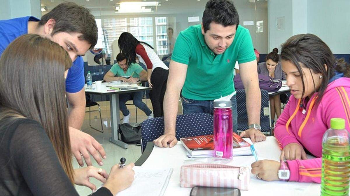 Todos los viernes, tendrá la oportunidad de tomar clases optativas gratis en cualquier campus de OHLA. 