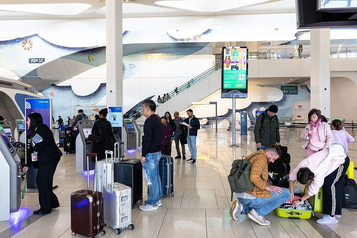 Airports nationwide saw 2,740 delays over the weekend of Saturday, Nov. 1, the FAA reported.