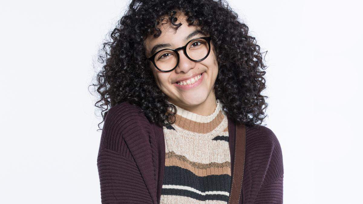 Elyfer Torres.