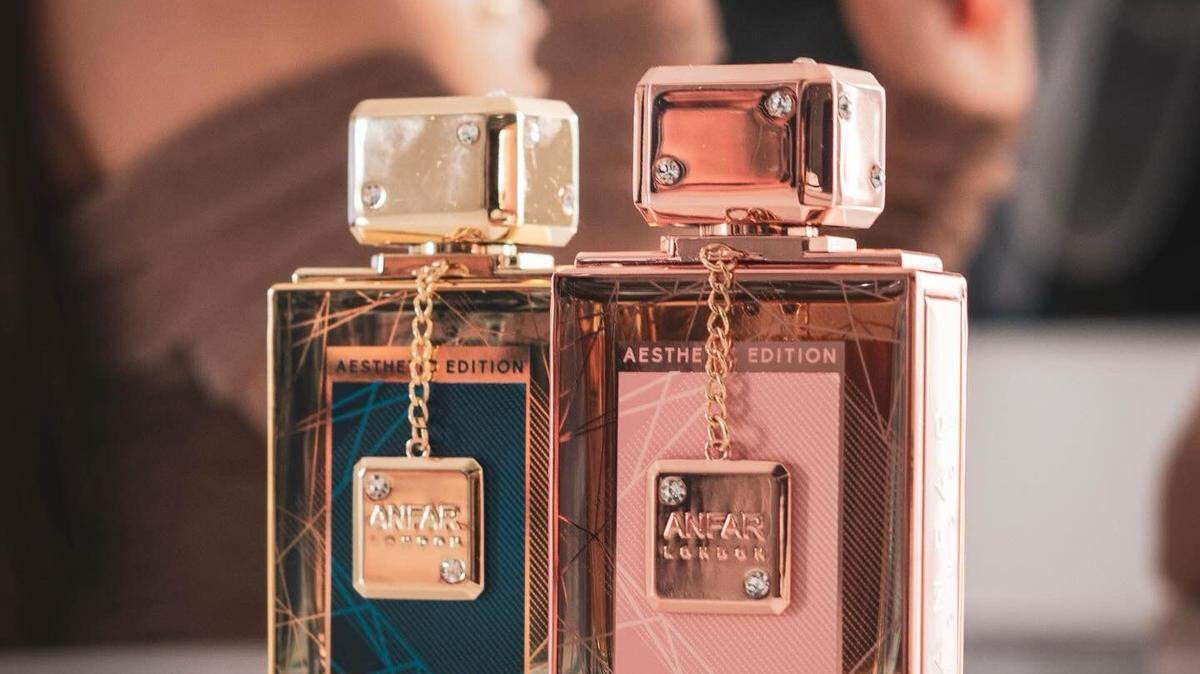 Ezenzia, una importadora y distribuidora de perfumes árabes para damas y caballeros, originarios de Dubai.