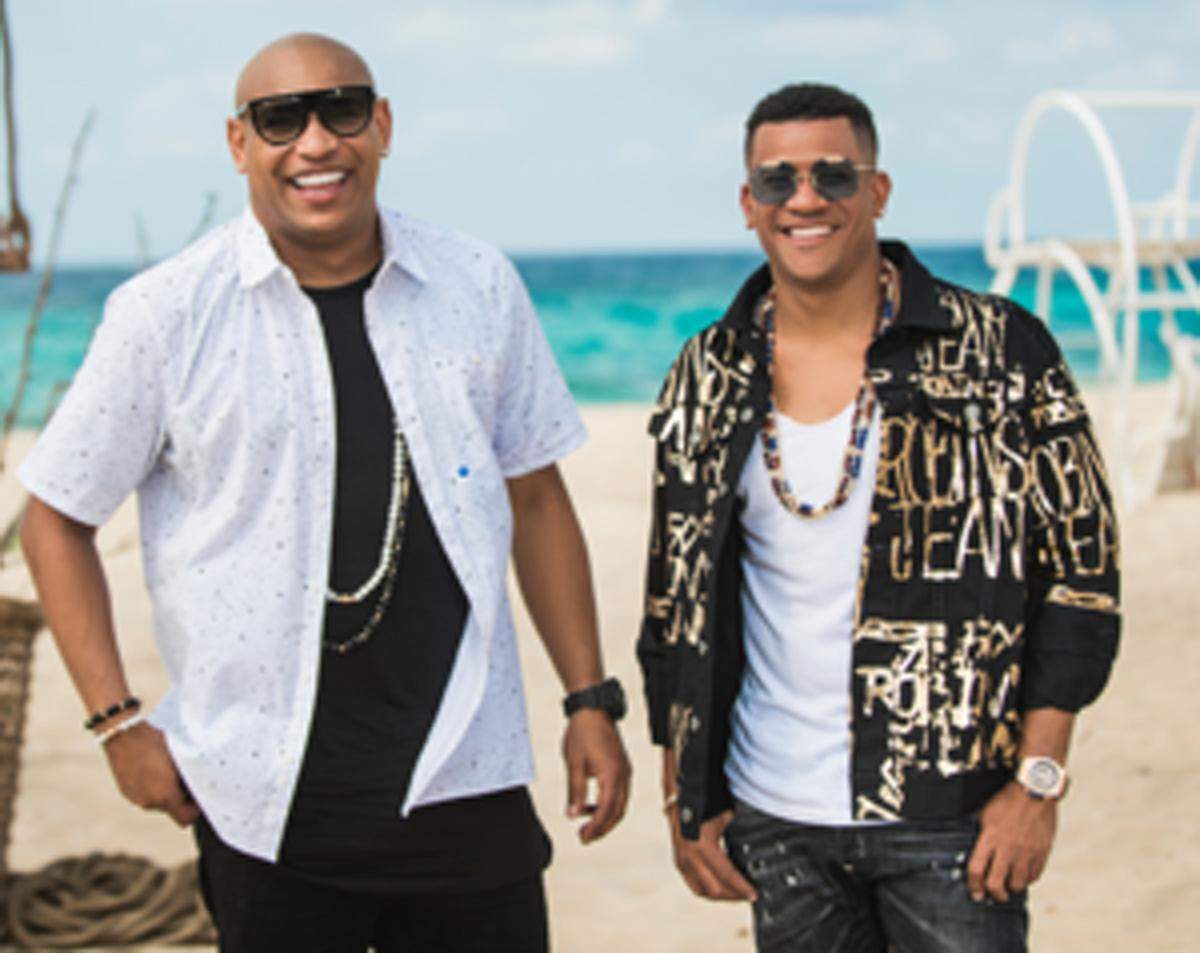 Concierto de Gente de zona, los Hermanos Flores y Los Iracundos en La Scala de Miami.