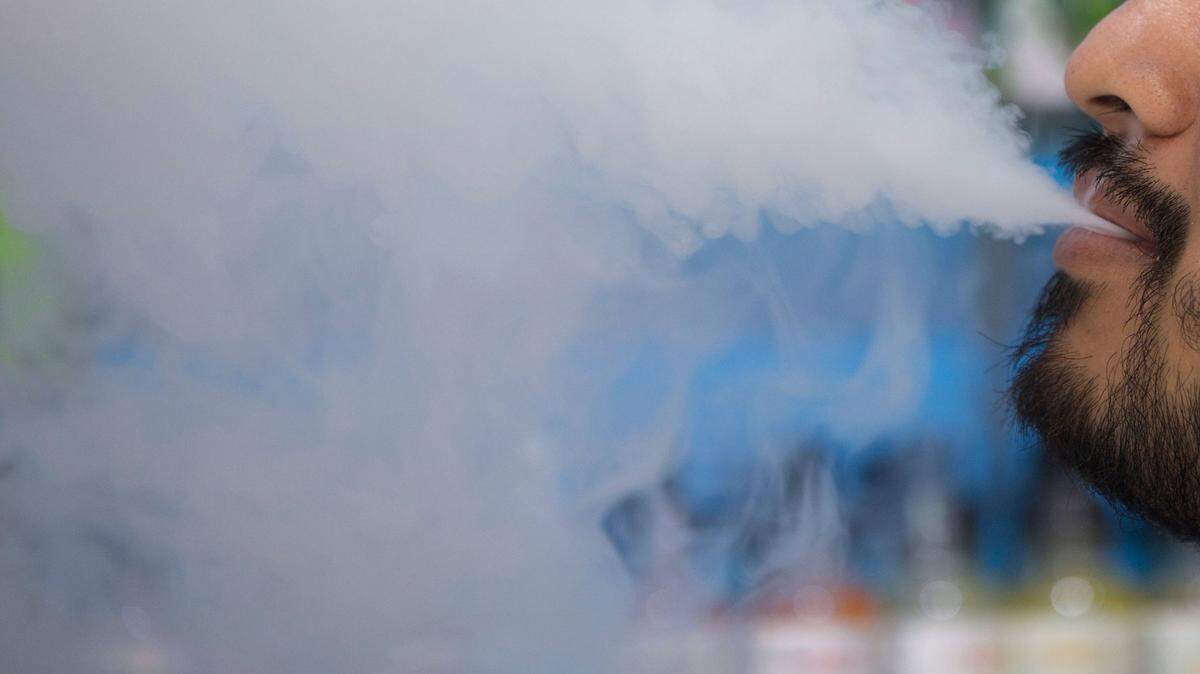 Se ha registrado un aumento de uso entre los jóvenes no fumadores, con lo que en realidad no es una puerta de salida del tabaco, sino más bien la vía de entrada para muchos jóvenes.
