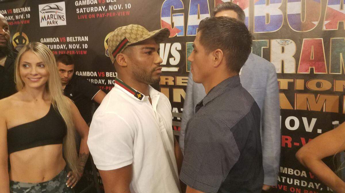 Miguel Beltrán Jr. (der.) y Yuriorkis Gamboa  en el cara a cara de la conferencia de prensa celebrada este jueves 20 de septiembre de 2018, en Miami.