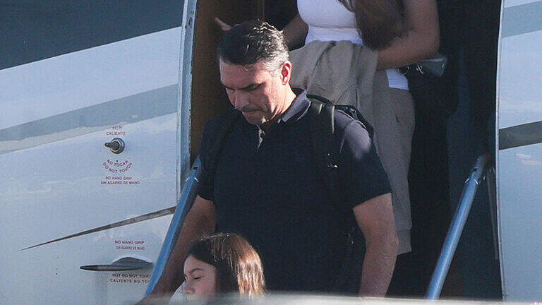 Vuelo de huida de Bolsonaro fue pagado por intermediario desde EEUU, dice dueño del avión