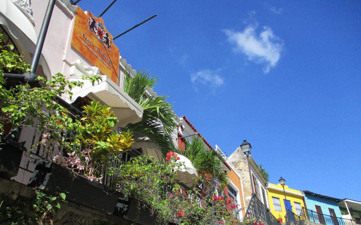 La pintoresca calle Hostos.