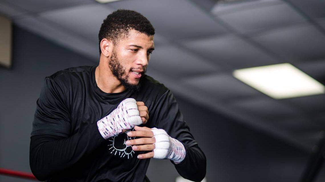 Los oídos le deben sonar bien fuerte a David Morell Jr. Desde la pelea de Saúl “Canelo’’ Álvarez primero, a la de David Benavídez luego, son muchas las comparaciones entre el campeón cubano y los mejores rivales disponibles en la división.