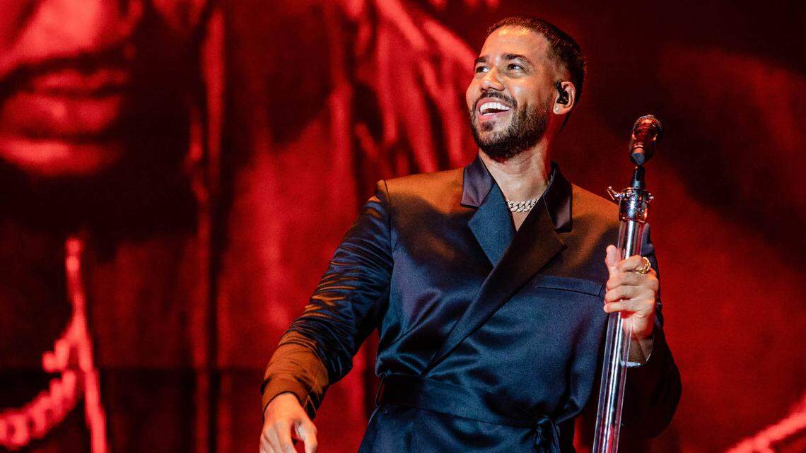 Romeo Santos y sus compañeros ofrecieron un espectáculo de primer nivel, dinámico, y entretenido.