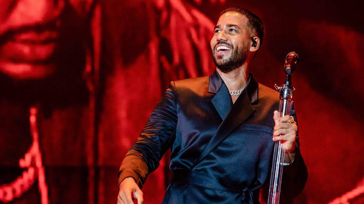 Romeo Santos y sus compañeros ofrecieron un espectáculo de primer nivel, dinámico, y entretenido.