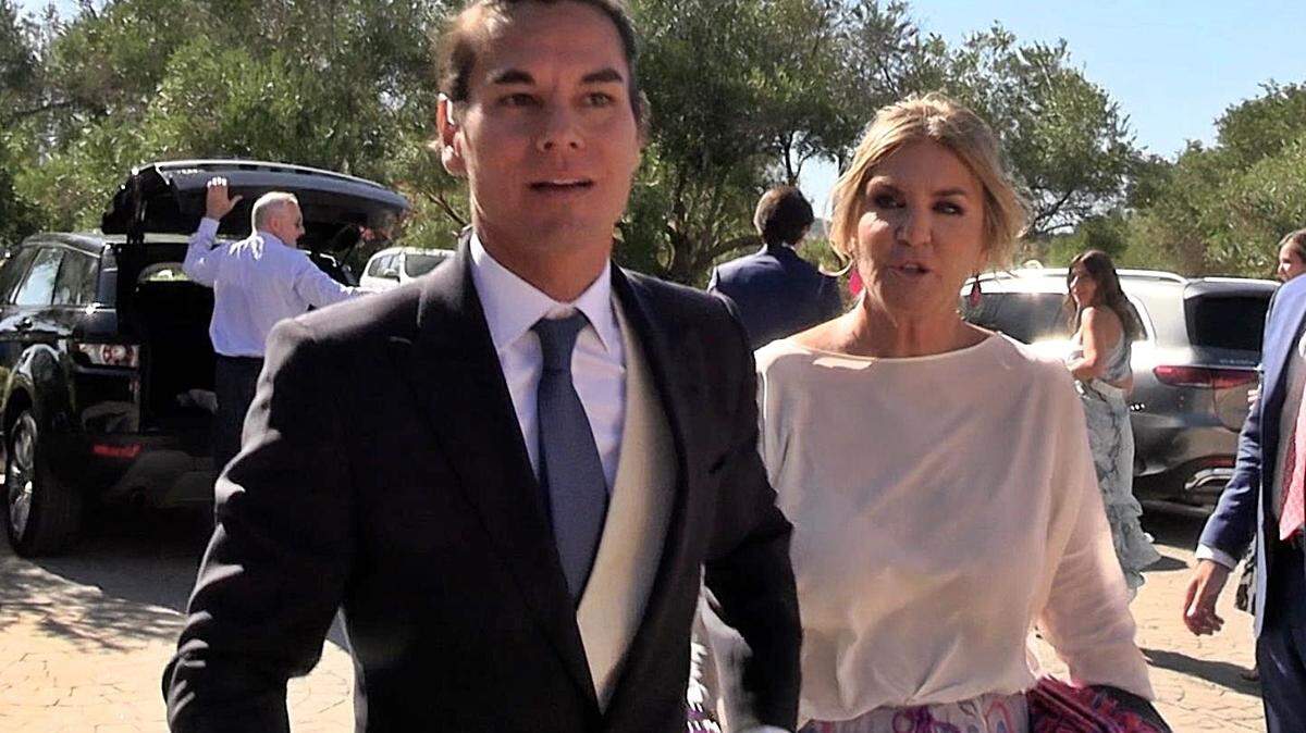 JULIO JOSÉ IGLESIAS JUNTO CON SUSANA URIBARRI Europa Press Reportajes / Europa Press 10/7/2022