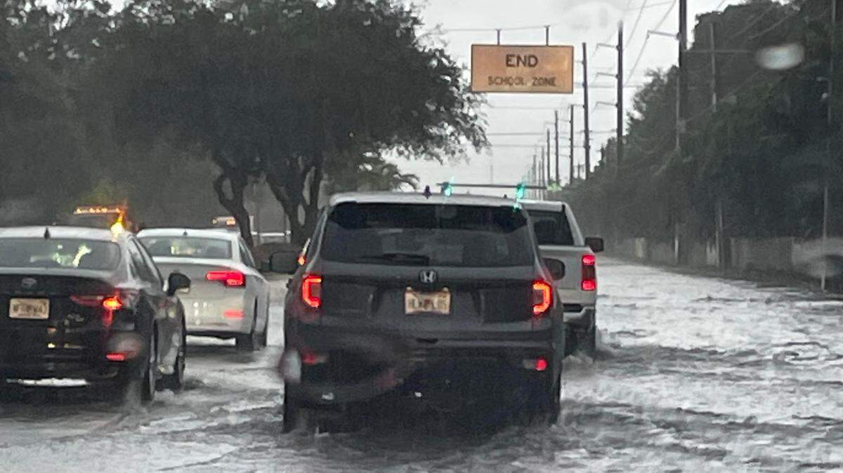 Inundaciones en Stirling Road, cerca de la 56th Avenue en Hollywood, en noviembre de 2023.