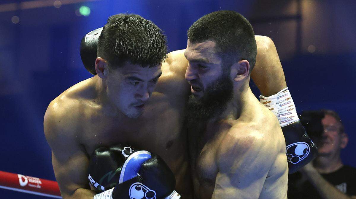 Cuando se anunció el resultado de decisión mayoritaria a favor de Artur Beterbiev, muchos corrieron a gritar la palabra “robo’‘ en contra del perdedor Dmitry Biviol, quien cedió su corona ante el nuevo rey absoluto de las 175 libras.