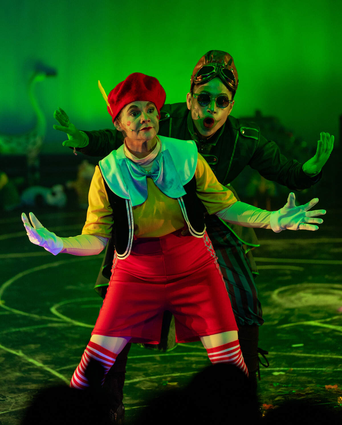 Betsy Rodríguez como Pinocho y Kirenia Vega como Pepe Grillo.