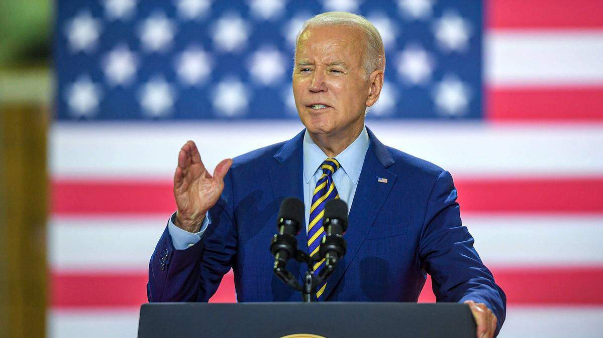 “Ya es hora de que prohibamos las armas de asalto, los cargadores de alta capacidad”, dijo el presidente Joe Biden en un comunicado el domingo, 21 de enero de 2024, sobre los tiroteos en Monterey Park y Half Moon Bay, ambos en California. En la foto, Biden participa en un evento en West Columbia, Carolina del Sur, el 6 de julio de 2023.