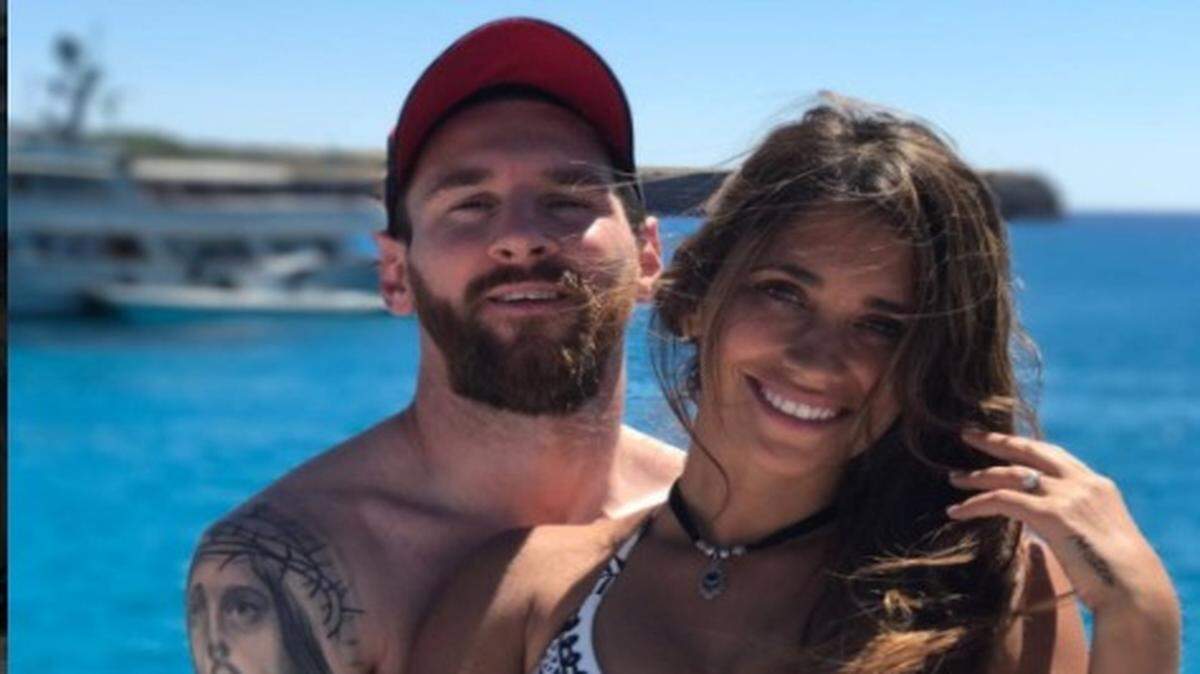 Lionel Messi y Antonella Roccuzzo se casarán el  30 de junio en Rosario, Argentina.