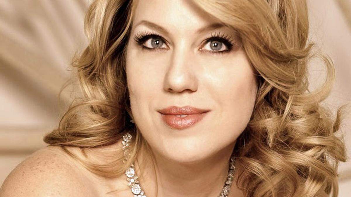 Elizabeth Caballero.