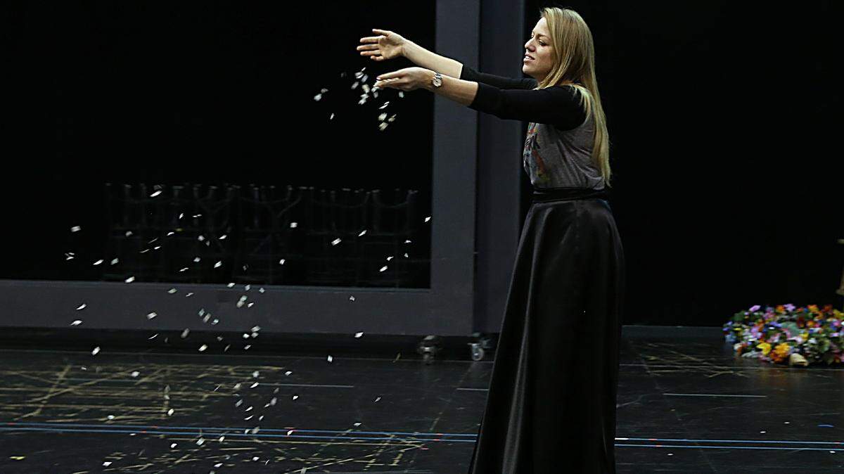 Entre las figuras que cantarán está la soprano internacional Elizabeth Caballero.