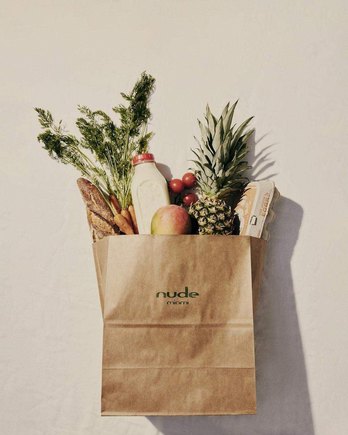 Bolsa de compras de Nude Miami.