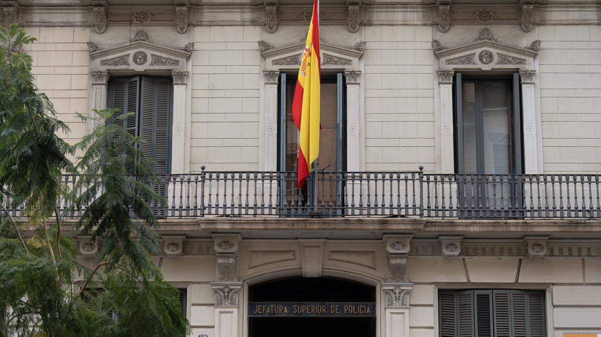 (Foto de ARCHIVO)
Fachada de la Jefatura Superior de Policía de Via Laietana, a 11 de marzo de 2025, en Barcelona, Catalunya (España).
