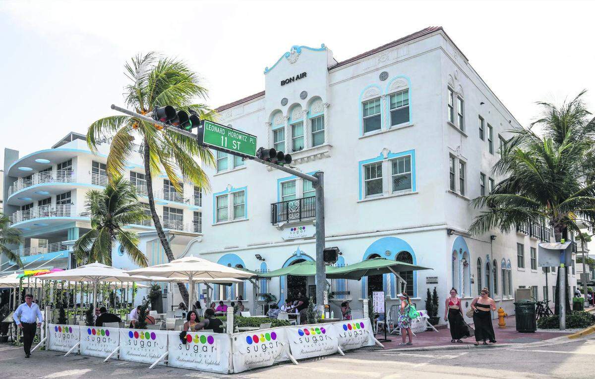 Música en vivo gratis en Ocean Drive, Miami Beach.