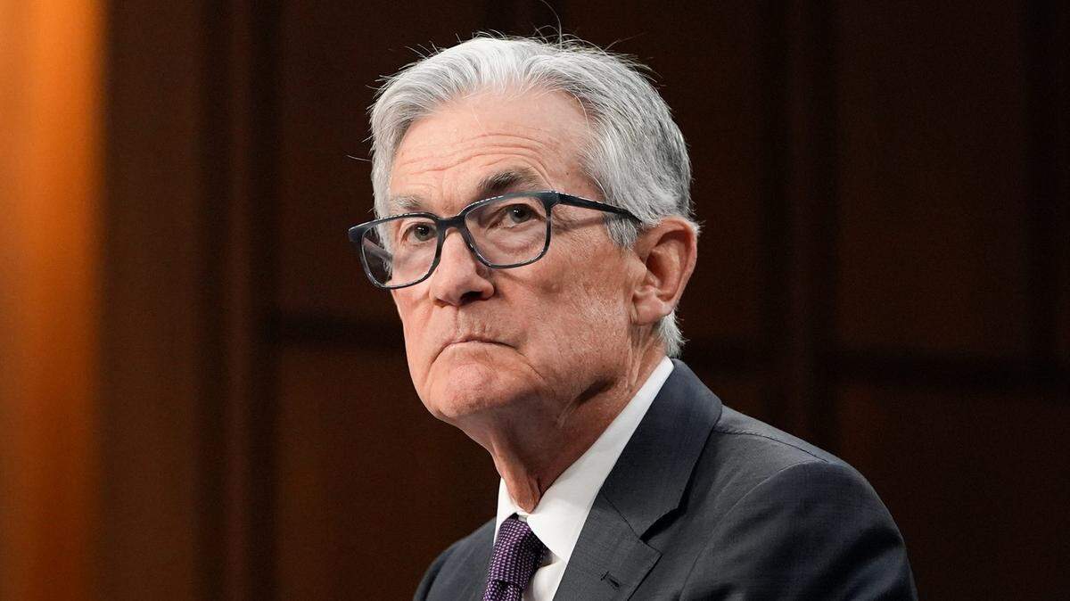 “Por ahora, estamos bien posicionados para esperar a conocer mejor la probable evolución de la economía antes de considerar cualquier ajuste a nuestra política” monetaria, dijo el martes Jerome Powell, presidente de la Reserva Federal. En la foto, Powell participa en una audiencia del Senado, el 11 de febrero de 2025, en Washington, DC.