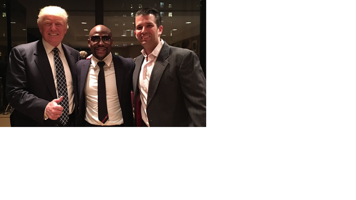 Foto de Donald Trump y el boxeador Floyd Mayweather, publicada por el hijo del presidente electo, Donald Trump Jr., en su cuenta de Twitter. 